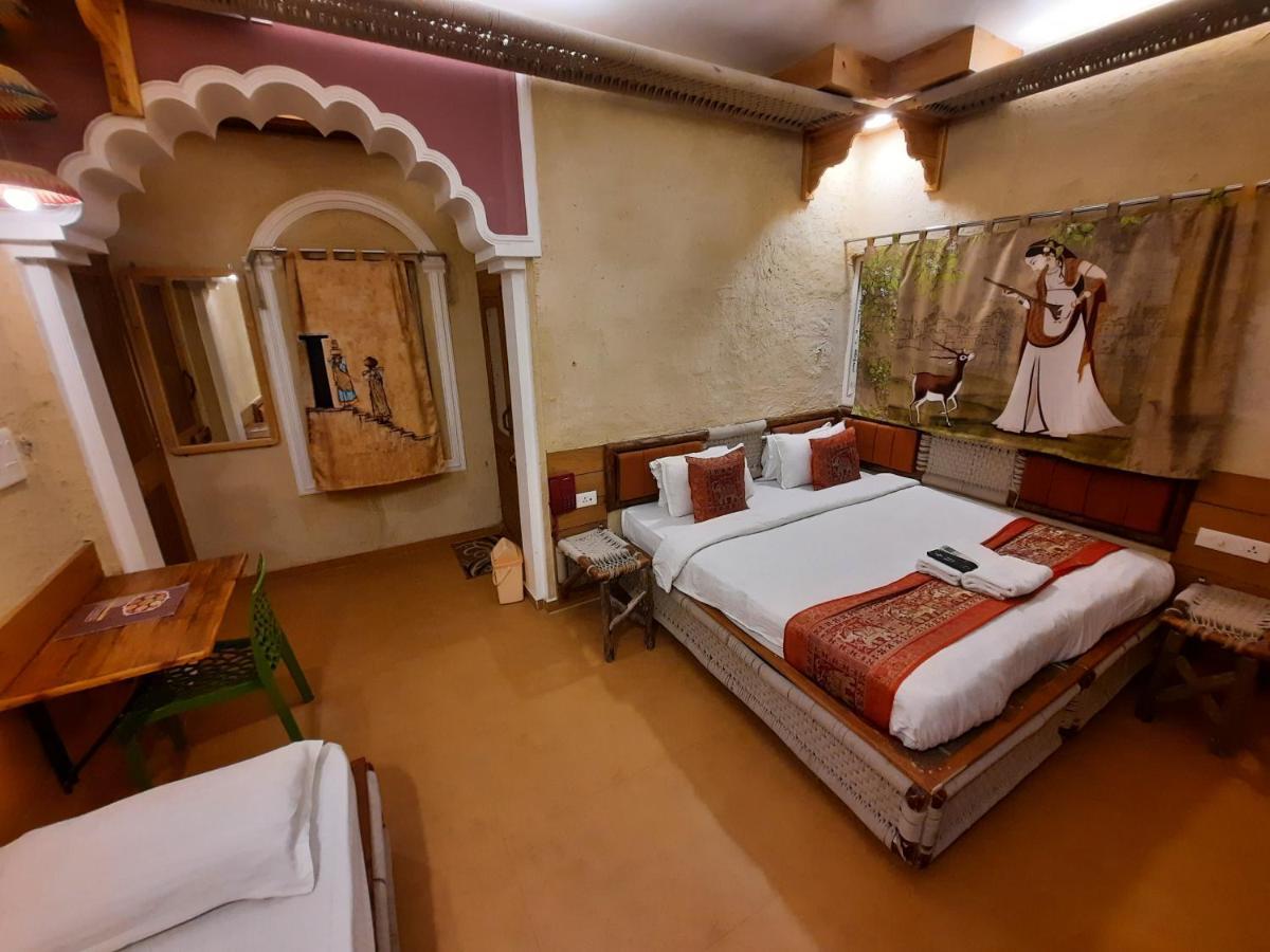 Hotel Temple On Ganges Varanasi Exterior foto