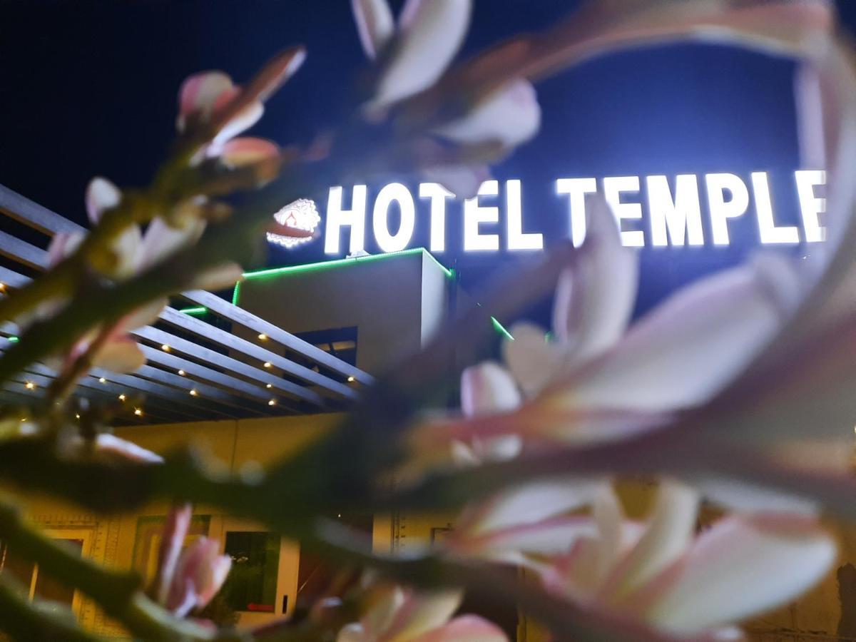 Hotel Temple On Ganges Varanasi Exterior foto