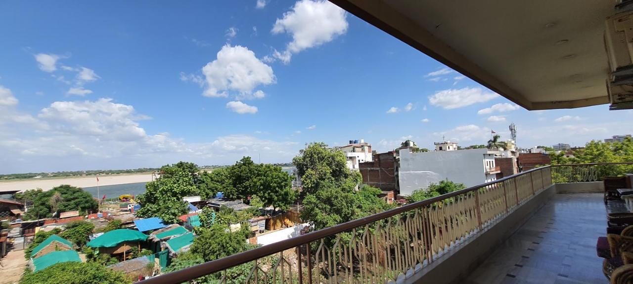 Hotel Temple On Ganges Varanasi Exterior foto
