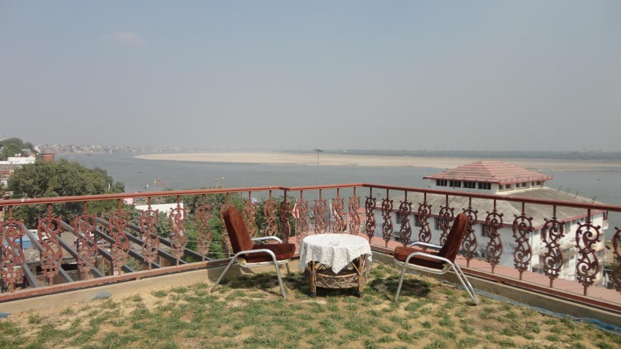 Hotel Temple On Ganges Varanasi Exterior foto