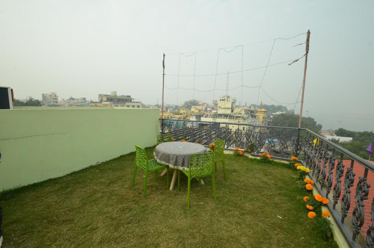 Hotel Temple On Ganges Varanasi Exterior foto